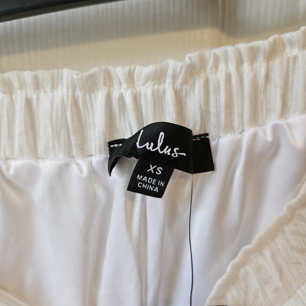 MSRP $58 NWT Lulus Wide Leg Slit Pants Size XS - Picture 4 of 7